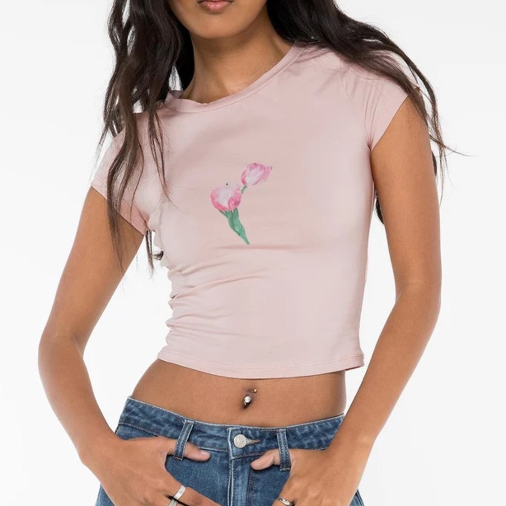 Women's Light Pink Floral Crop Top